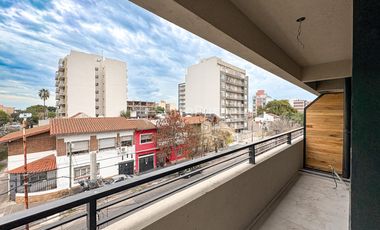 Alquiler departamento 2 ambientes a estrenar en Morón Sur.