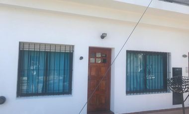 Casa de 2 dormitorios. RETASADA!