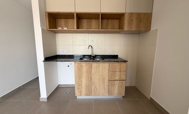 Pozo a la venta en Moron - Departamento con PATIO