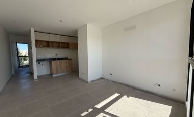 Pozo a la venta en Moron - Departamento con PATIO