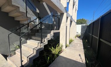 Pozo a la venta en Moron - Departamento con PATIO