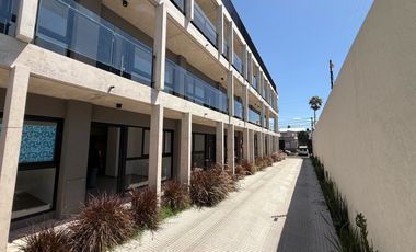 Pozo a la venta en Moron - Departamento con PATIO