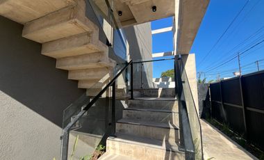 Pozo a la venta en Moron - Departamento con PATIO