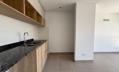 Pozo a la venta en Moron - Departamento con PATIO
