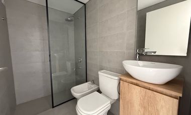 Pozo a la venta en Moron - Departamento con PATIO