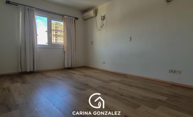 Departamento frente a la plaza goberación nivel gerencial