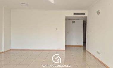 Departamento frente a la plaza goberación nivel gerencial