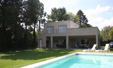 EL TREBOL - CASA EN ALQUILER TEMPORARIO Y VENTA