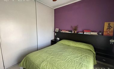 Venta de departamento de 4 ambientes con balcón y baulera en Wilde