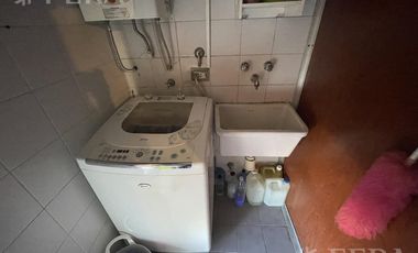 Venta de departamento de 4 ambientes con balcón y baulera en Wilde