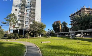 Venta de departamento de 4 ambientes con balcón y baulera en Wilde