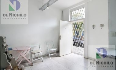 Local en  Arzobispo Espinosa al 300, La Boca