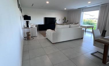 Departamento 245m- Greenville Polo