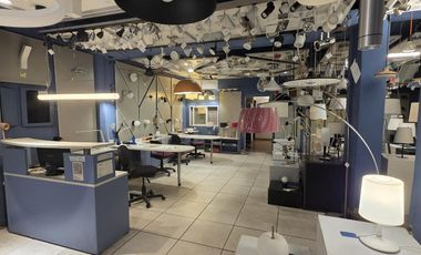 Local en Alquiler en Uruguay y Santa Fe, Barrio Norte