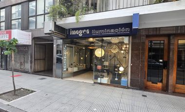 Local en Alquiler en Uruguay y Santa Fe, Barrio Norte