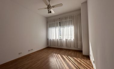 Departamento en  torre, alquiler sin muebles 4 ambientes con cochera