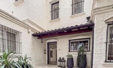 Casa 6 Ambientes - Las Lomas-La Merced