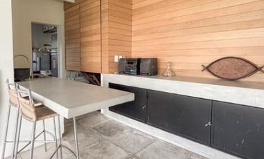 Casa 6 Ambientes - Las Lomas-La Merced