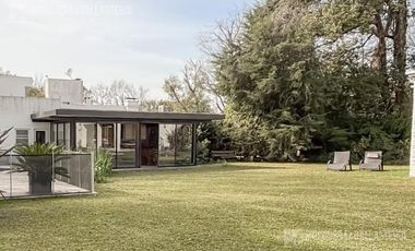 Casa 6 Ambientes - Las Lomas-La Merced