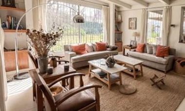 Casa 6 Ambientes - Las Lomas-La Merced