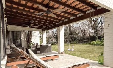 Casa 6 Ambientes - Las Lomas-La Merced