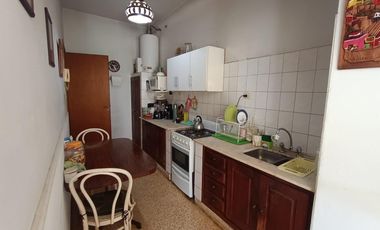 Casa céntrica en  venta ubicada en calle L. n. Palama casi Roca