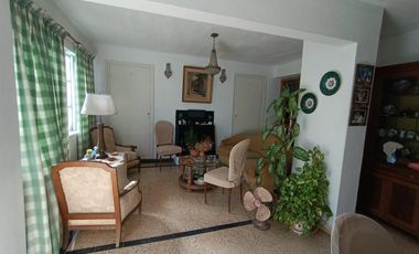 Casa céntrica en  venta ubicada en calle L. n. Palama casi Roca