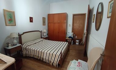 Casa céntrica en  venta ubicada en calle L. n. Palama casi Roca