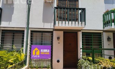 Casa de tres ambientes, en alquiler, en Martínez