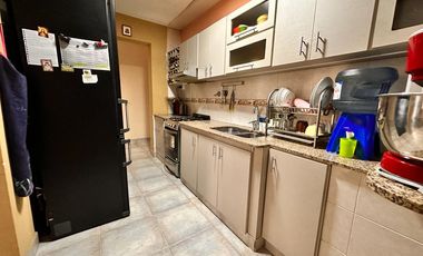 Departamento de categoría de 3 dormitorios y cochera, Barrio Obispo Piedrabuena