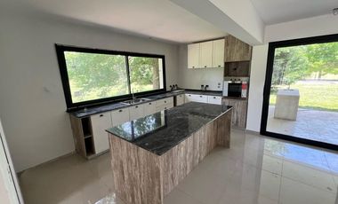 Casa estrenar en Estancia La Rinconada