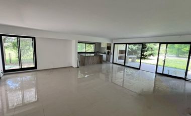 Casa estrenar en Estancia La Rinconada