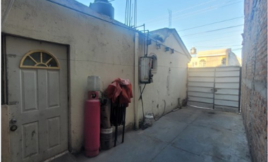 Propiedad en Venta Ideal para Negocio en El Tapatío, San Pedro Tlaquepaque