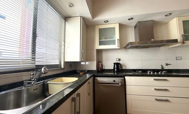 Venta: Departamento de 3/4 dormitorios con cochera y balcón aterrazado. Vista despejada a Bv. Oroño.