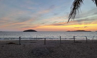 VENTA TERRENO A PIE DE PLAYA ZONA CHAMELA JALISCO