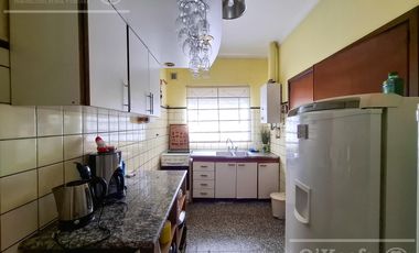 VENTA - Casa Quinta sobre lote de  3862m2 - Platanos, Berazategui - zona sur