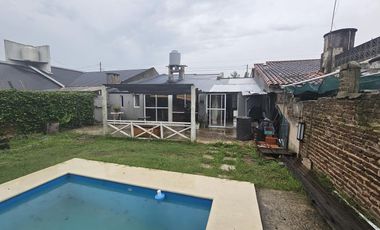 Casa en  Burzaco