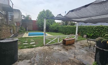Casa en  Burzaco