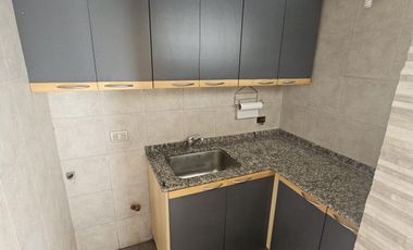 Moderna casa en Granadero Baigorria, Barrio Los Naranjos