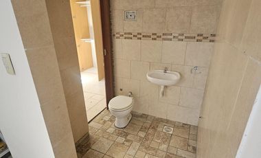 Moderna casa en Granadero Baigorria, Barrio Los Naranjos