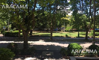 Piso de 240m2 sobre calle OCANTOS 92 -  Centro de  Monte Grande