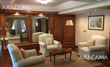 Piso de 240m2 sobre calle OCANTOS 92 -  Centro de  Monte Grande