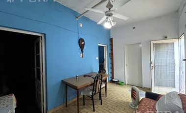 Venta PH 5 ambientes con patio en Monte Chingolo