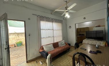 Venta PH 5 ambientes con patio en Monte Chingolo