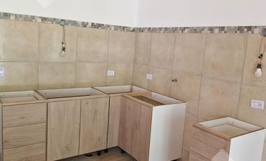 VENTA CABAÑA CON COSTA DE ARROYO EN SAN MARTÍN DE LOS ANDES