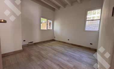 VENTA CABAÑA CON COSTA DE ARROYO EN SAN MARTÍN DE LOS ANDES