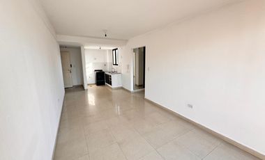 Amplio departamento de 1 dormitorio en VENTA en Monteagudo al 700, Barrio Norte