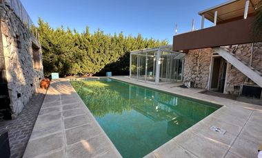 Casa en Venta 5 Dormitorios en Barrio Privado  Aguadas - Funes