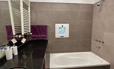 Casa en Venta 5 Dormitorios en Barrio Privado  Aguadas - Funes