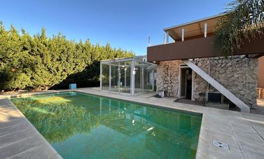 Casa en Venta 5 Dormitorios en Barrio Privado  Aguadas - Funes